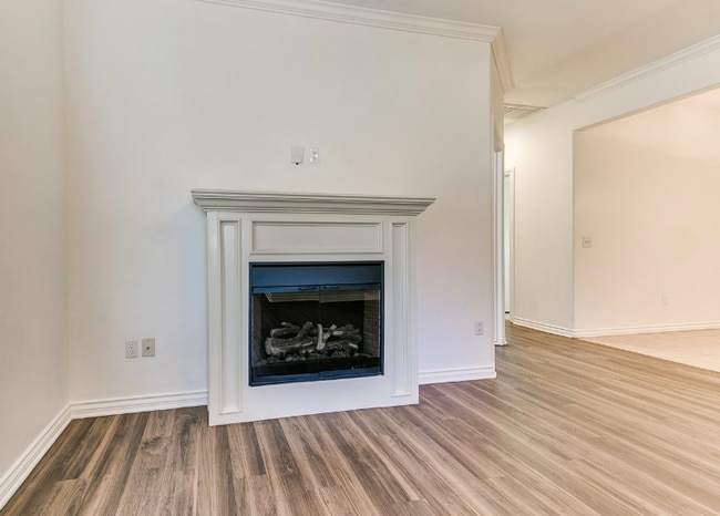 Photo - 13818 Oxford Dr