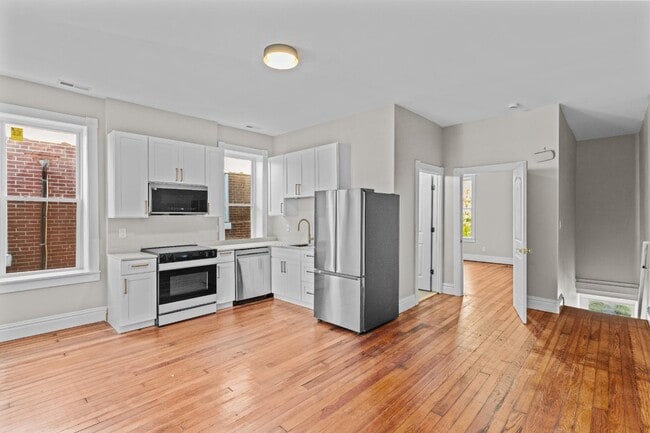 Photo - 3518 Iowa Ave