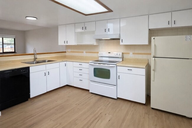 Photo - 1840 Monterey Rd Unit D
