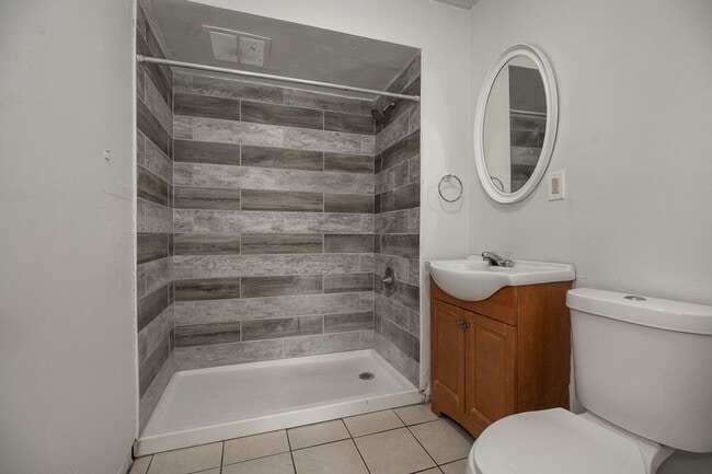 Photo - 3300 W 54th St Unit 3300 West 54th  1