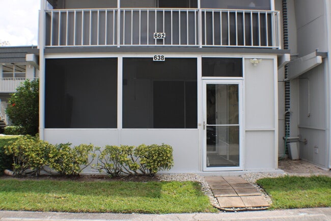 Building Photo - 638 Saxony Pl