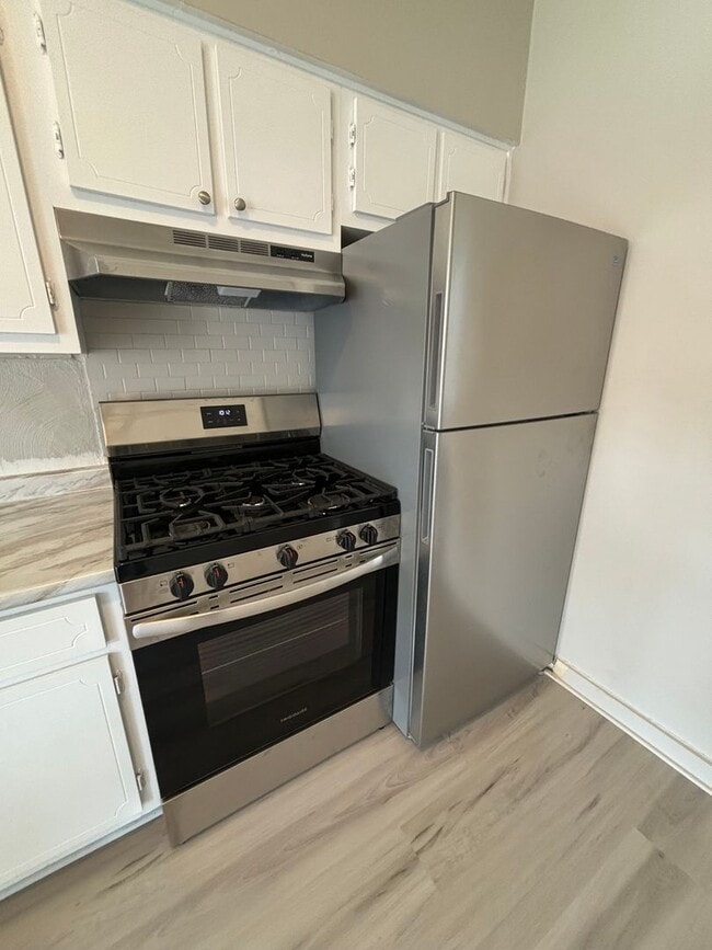 Photo - Fully Updated Dormont Oasis – Available August 1st