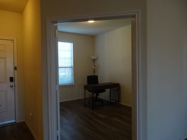 Building Photo - 4418 Windmill Run Dr