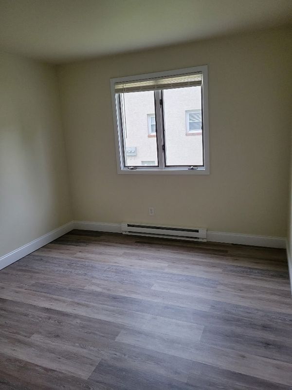 Photo - 377 W Broad St Unit Apt. 3