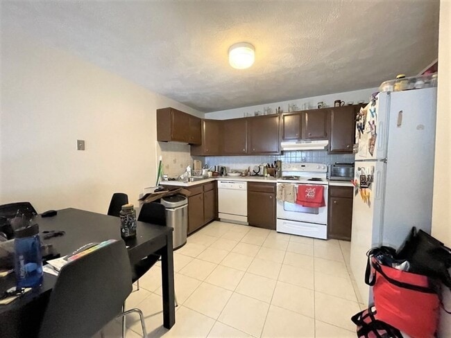 Photo - 6 McLean Pl Unit 5