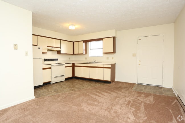 02 1BR, 1BA - 525 SF Expanded Kitchen - Kitchen - Katelyn Court Apartments