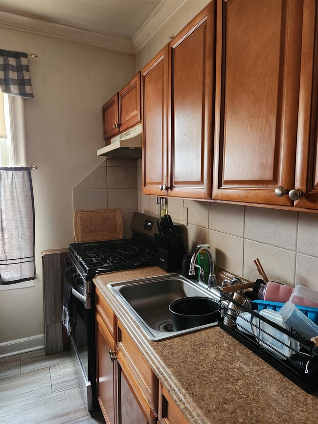 Photo - 34 74th St Unit E1