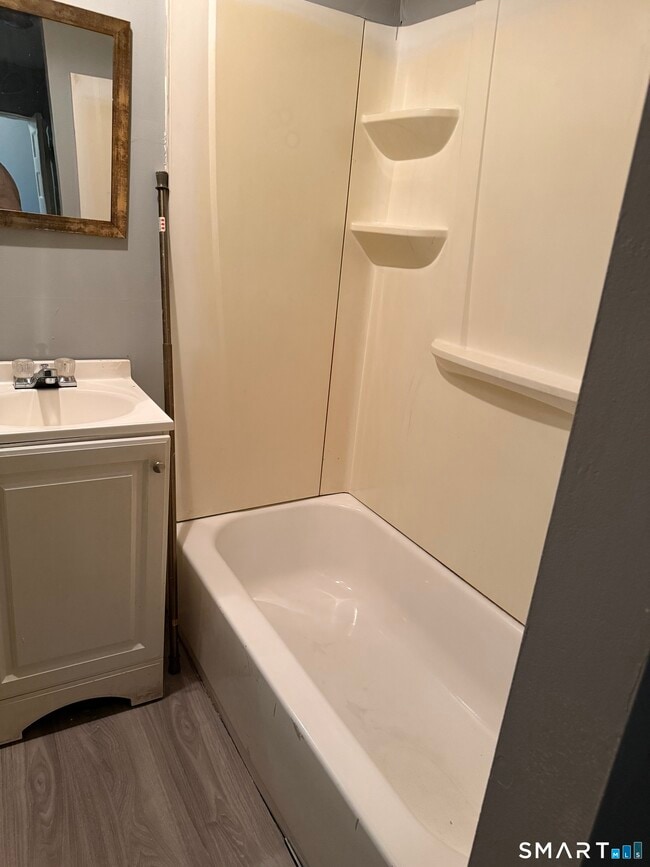 Photo - 28 Hill St Unidad 1S