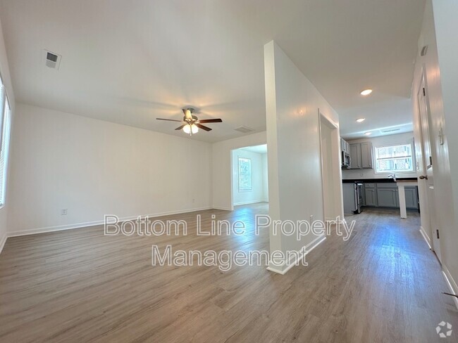 Building Photo - 224 Hampton Church Rd Rental