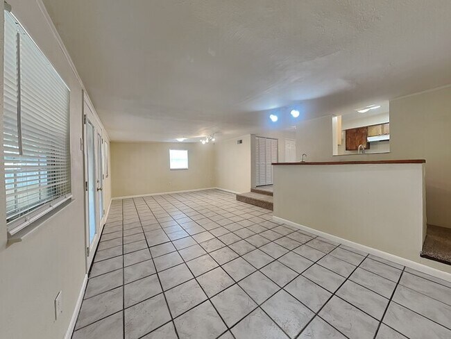 Photo - 216 Carla Ann Ct