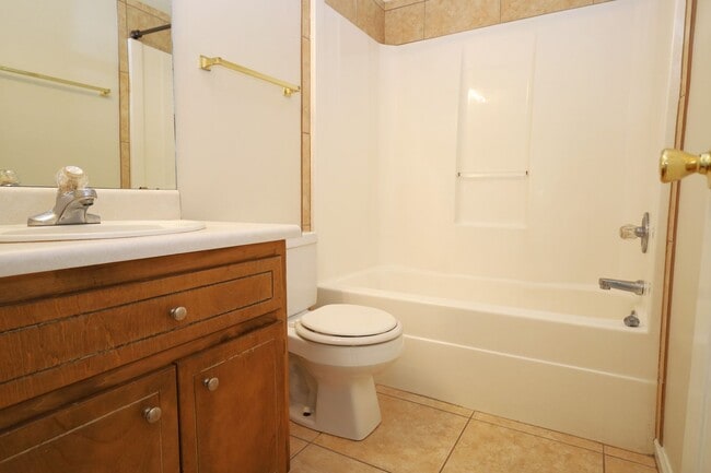 Photo - 6104 Vinnie Dr Unit C