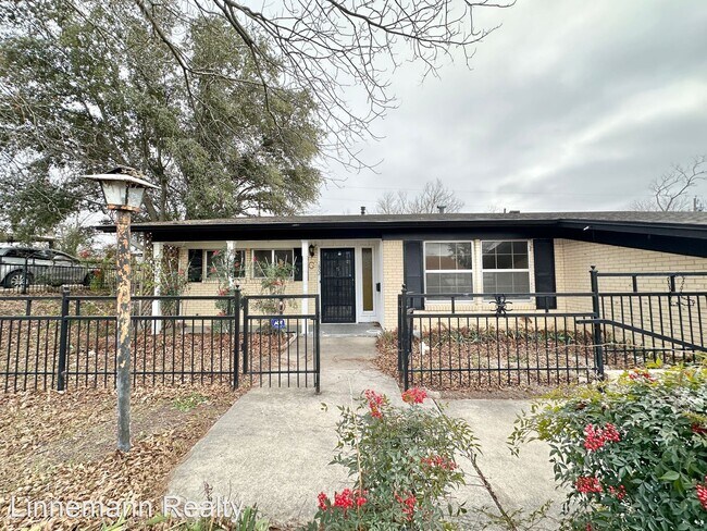 Photo - 4 br, 2 bath House - 1802 Wheeler Ave