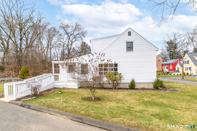 20 Rockmere Rd