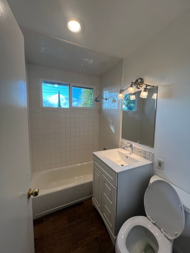 Photo - Centrally located single story 3 bed, 2 ba... House