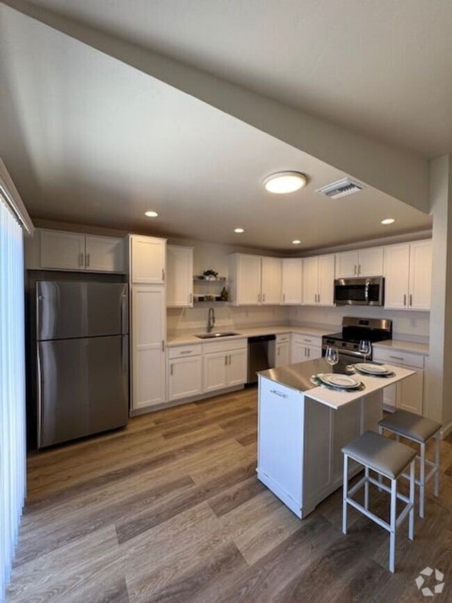 Building Photo - 2429 S Clovis Place- Rental