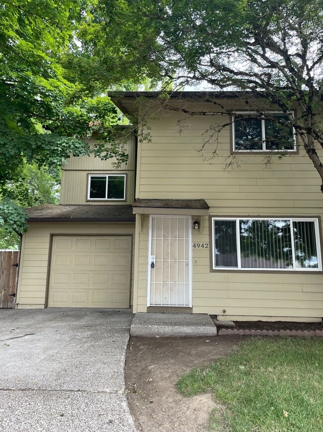 Building Photo - 4932-4942 Elkhorn Ct SE Salem, OR 97317 Unit 4942 Rental