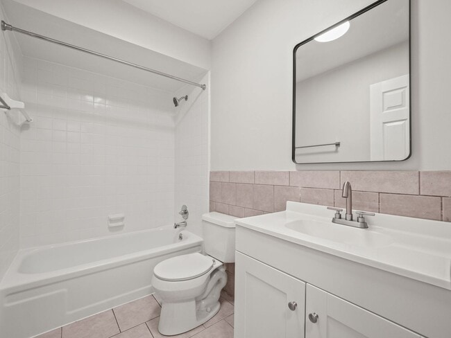 Photo - Maple Place Apartments - 2 Bedroom Communi...
