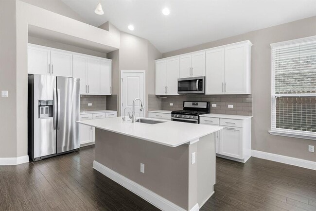 Building Photo - 408 Andele Way