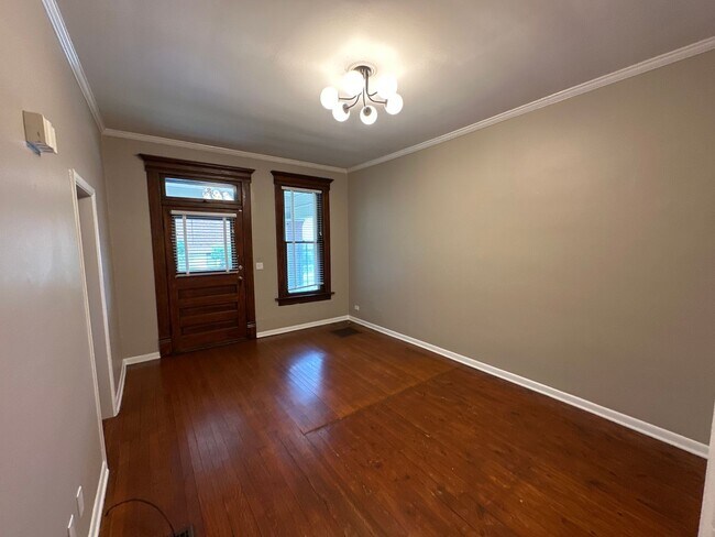 Photo - 329 W 8th Ave Unit 1