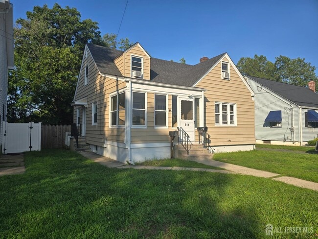 Building Photo - 111 Bertram Ave