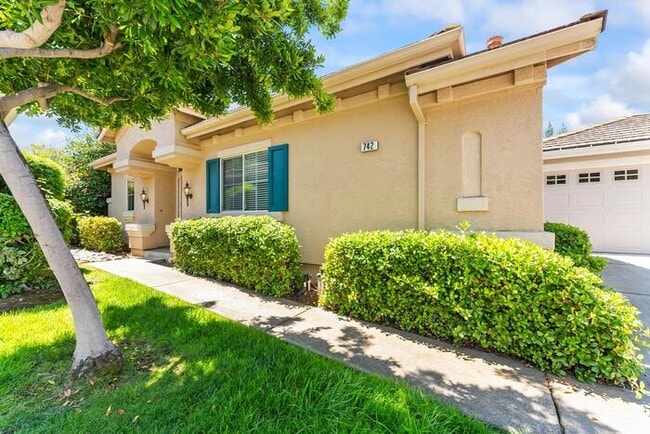 Photo - Beautiful 3 Bedroom 2 Bathroom in Gated Community of Folsom, CA!