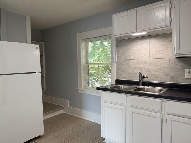 Photo - 1507 N Newton Ave Unidad 2