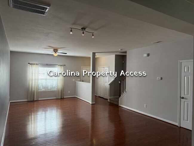 Photo - 108 Pilot Ct