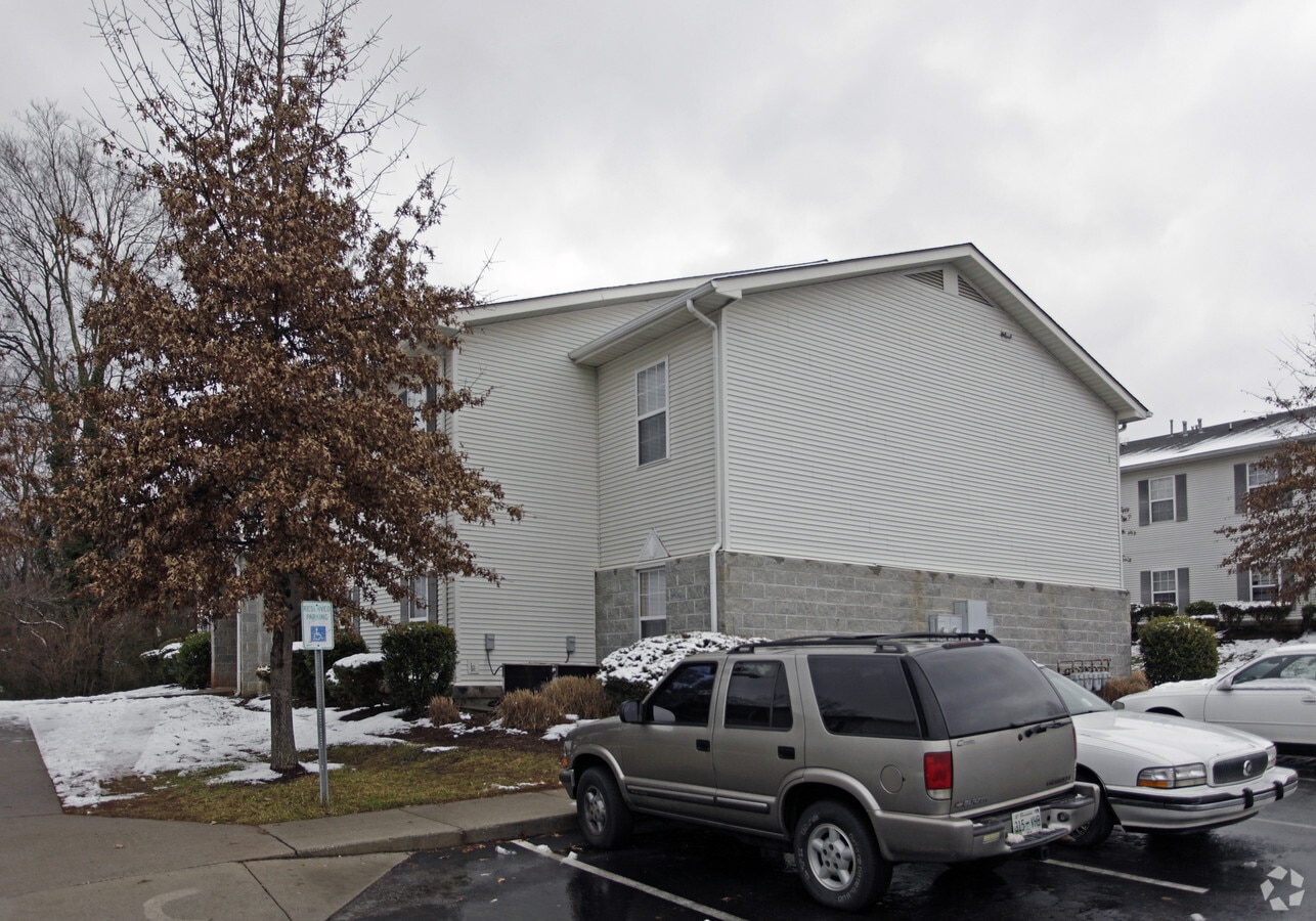 Photo - Flenniken Square Apartments
