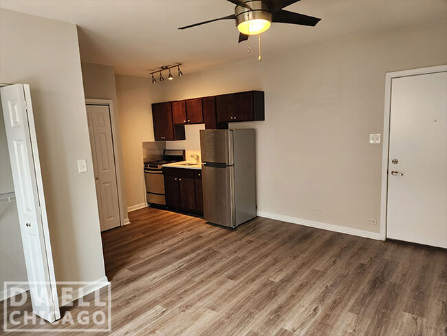 Photo - 1621 N Humboldt Blvd Apartamentos Unidad Stu