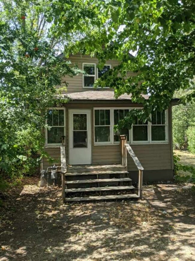 Photo - New Listing! 3+ bedroom/2bath Close to Everything!!