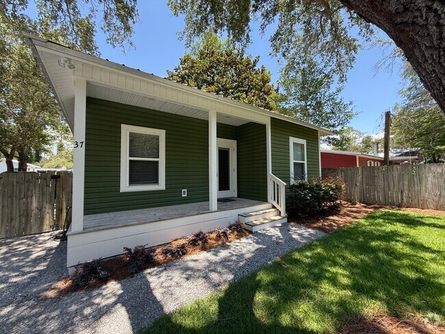 Building Photo - 37 Bayou Rd Rental