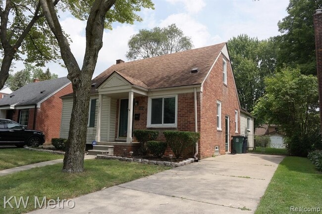 2930 N Connecticut Ave