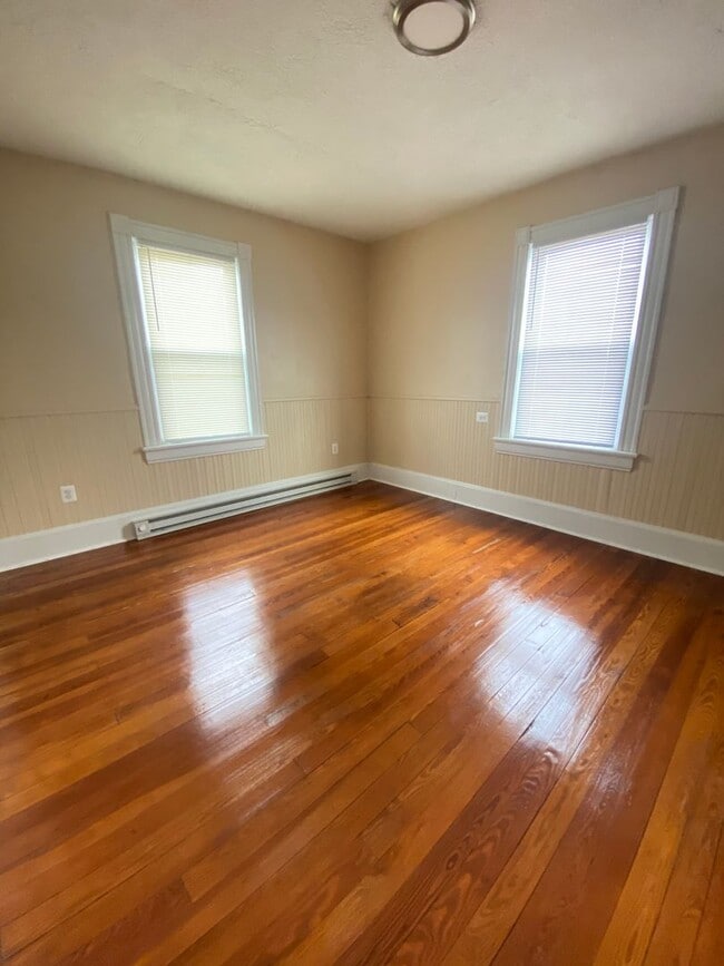 Photo - Spacious Single Family home