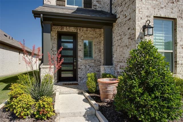 Photo - 720 Streetside Ln