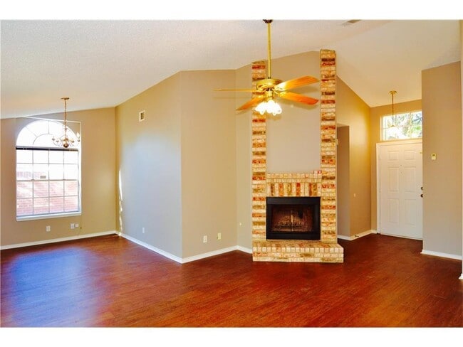 Photo - 9101 Palace Pkwy