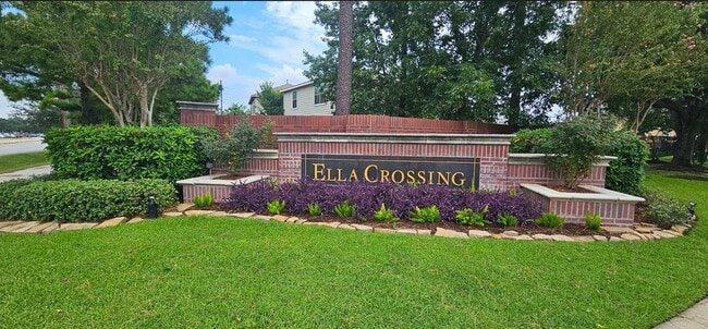 Building Photo - 706 Woodport Ln