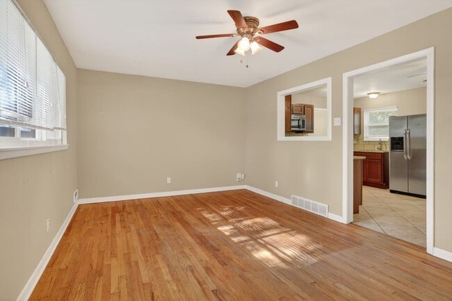 Photo - Unbeatable Prairie Village Location - 3BR/1BA Home, Fully Fenced Yard, Laundry Hook Ups, Attached...