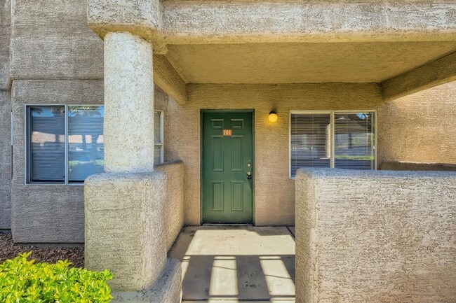 Photo - Bright & Open 2 Bed, 2 Bath Condo in Las V...