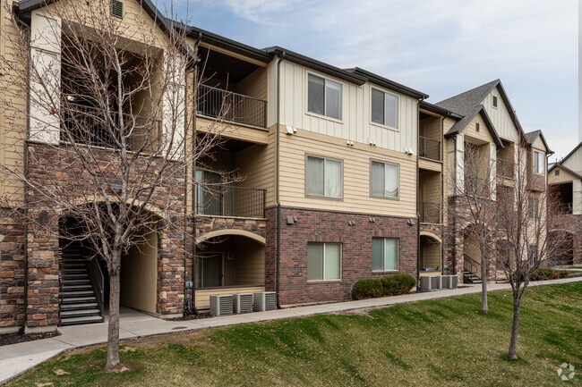 Photo - Seasons of Layton