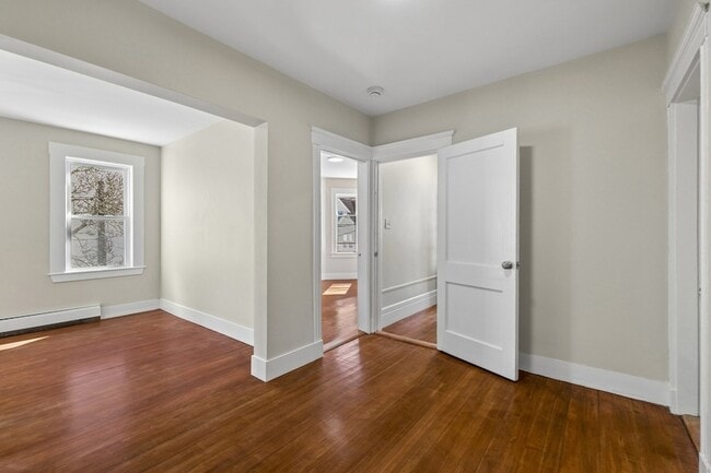 60 Nelson St Unit 3