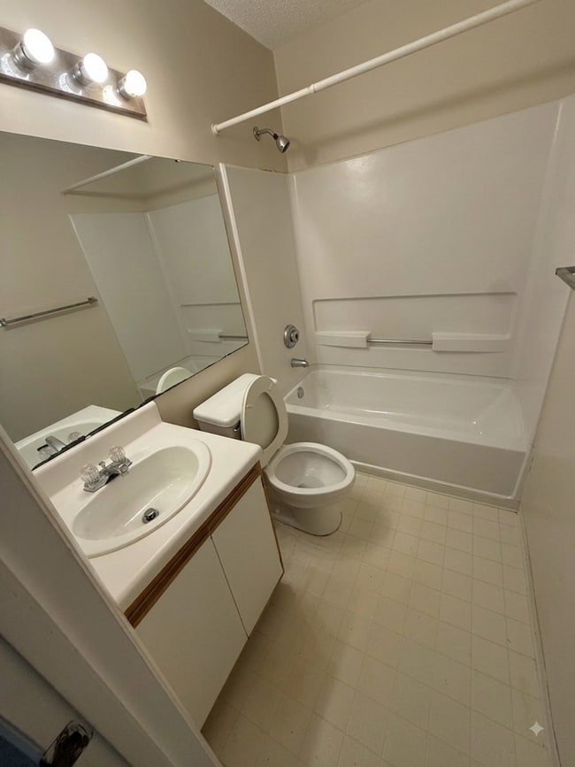 Photo - 1351 Crab Orchard Dr Unidad 302