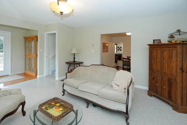 Photo - 60341 Constantine Rd