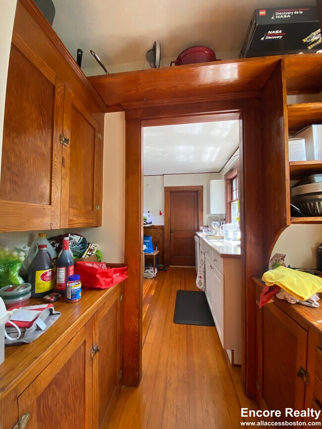 Photo - 8 Worthington St Unit 1