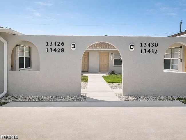 Building Photo - 13430 Pine Needle Ln