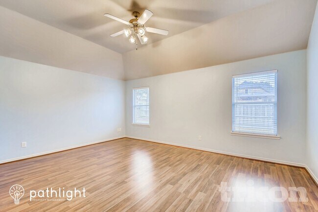 Photo - 2921 Gabriel Dr