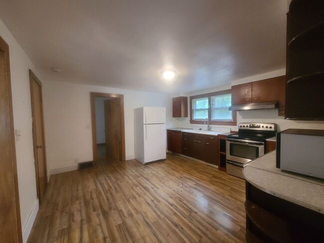 Photo - 2 Bedroom 1 Bath House -- outside of town -- Available 08/05/2026