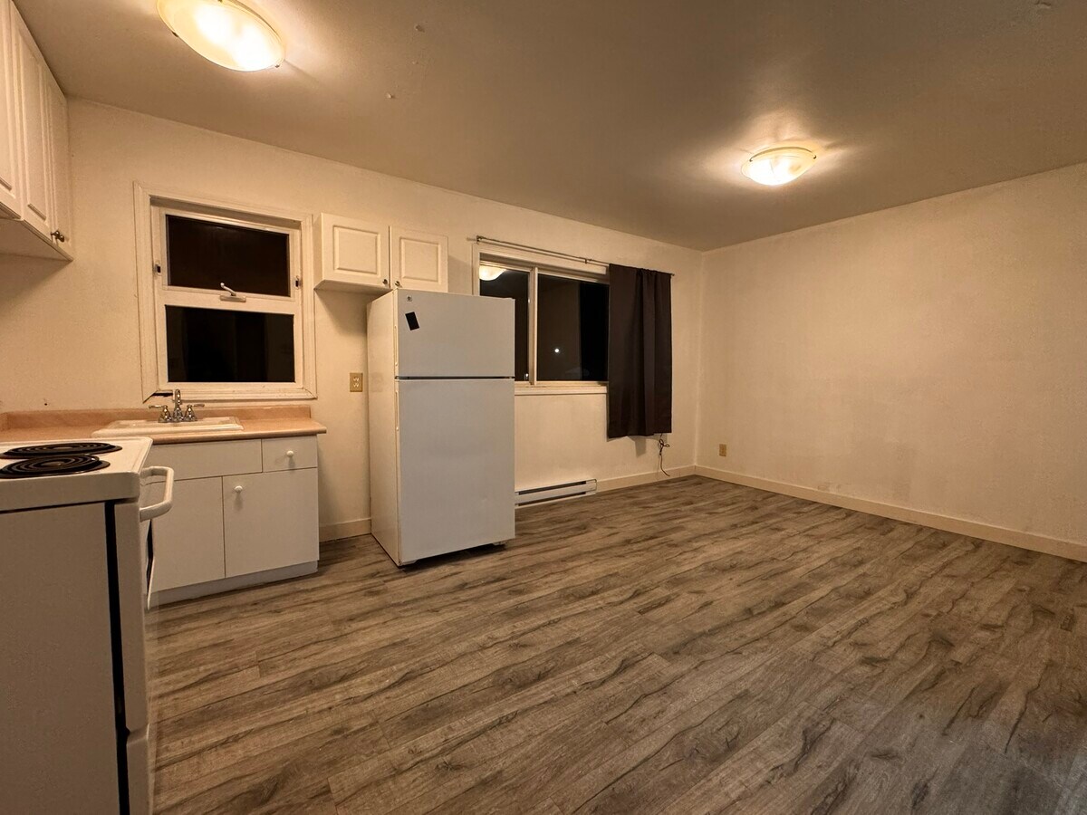 Photo - 4019 Redford St