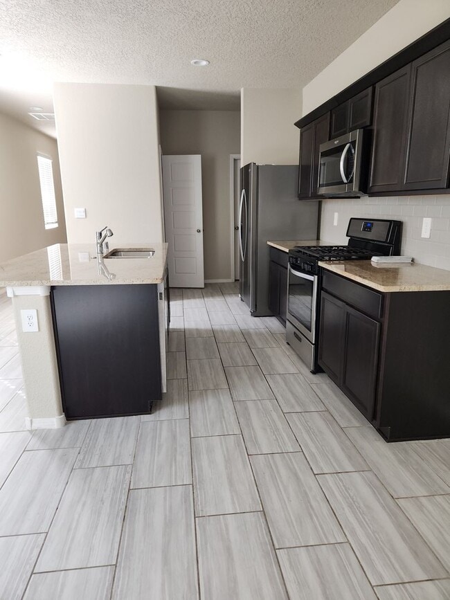 Photo - Beautiful 3br 2ba in the South Valley!