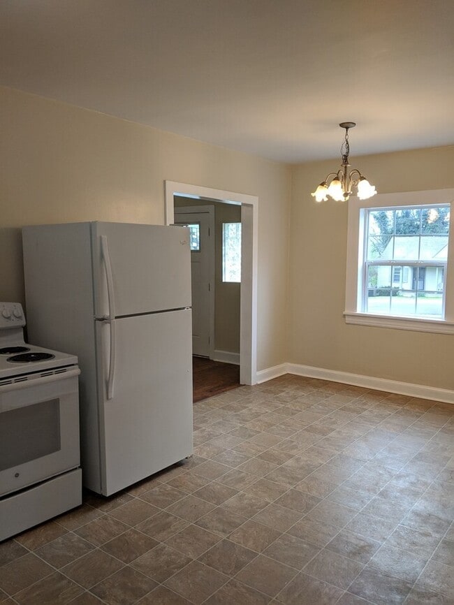 Photo - 3 Bed, 1 Bath - East Nashville Gem, Walking Distance to The Pharmacy