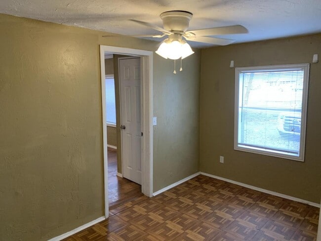 Photo - 507 E Virginia Ave